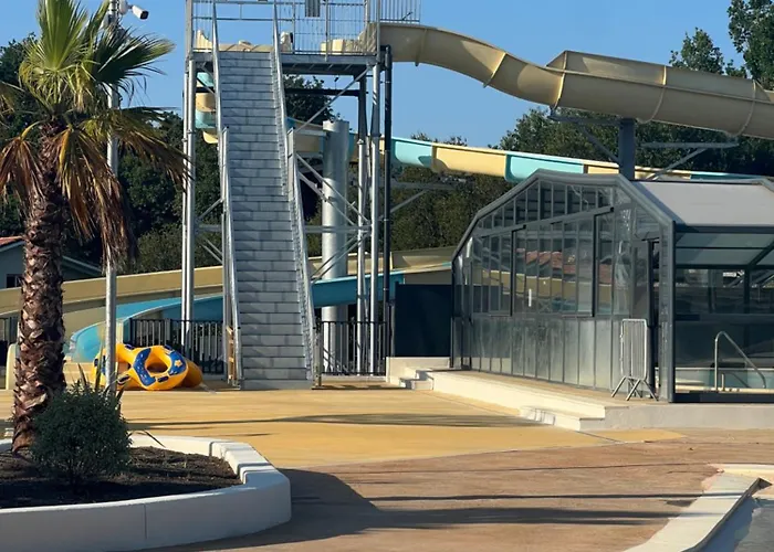 Camping Et Mimizan Plages, Mobil H 3 Chambres, 6 Personnes Climatisé Aureilhan (Landes)